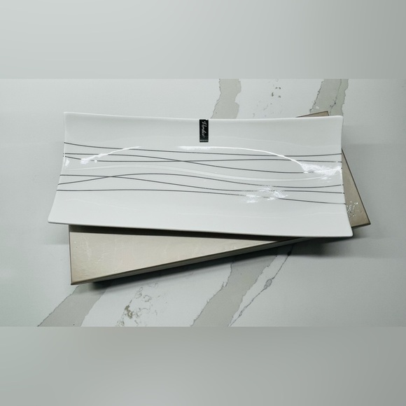 ✨2/$15✨VERDICI- Rectangular Serving Plate - Picture 1 of 4